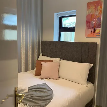 14 Eyre Square Lane Apartment Galway